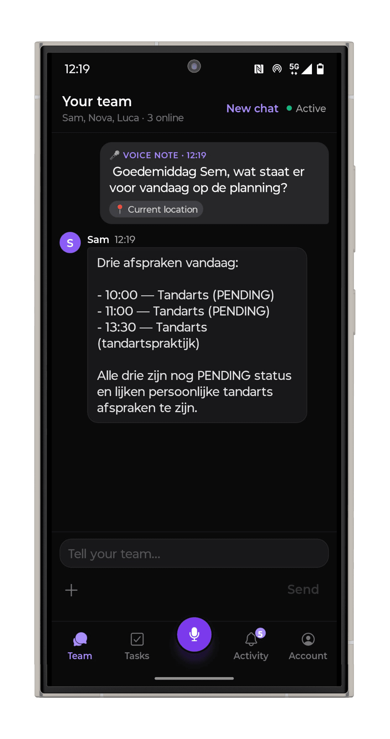 De Servible mobiele app met een spraakgesprek met het team